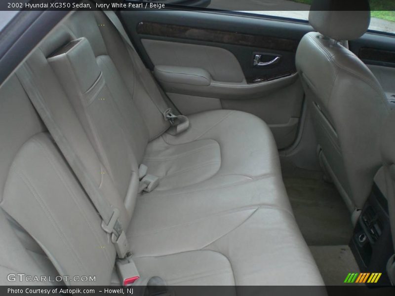 Ivory White Pearl / Beige 2002 Hyundai XG350 Sedan