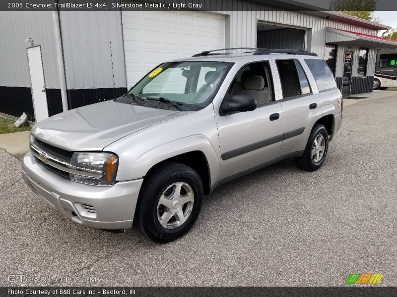 Silverstone Metallic / Light Gray 2005 Chevrolet TrailBlazer LS 4x4
