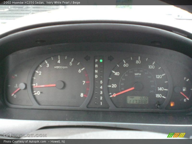 Ivory White Pearl / Beige 2002 Hyundai XG350 Sedan