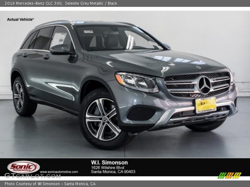 Selenite Grey Metallic / Black 2019 Mercedes-Benz GLC 300