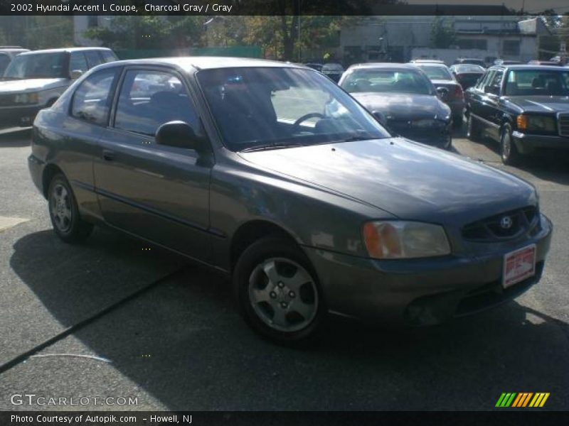 Charcoal Gray / Gray 2002 Hyundai Accent L Coupe