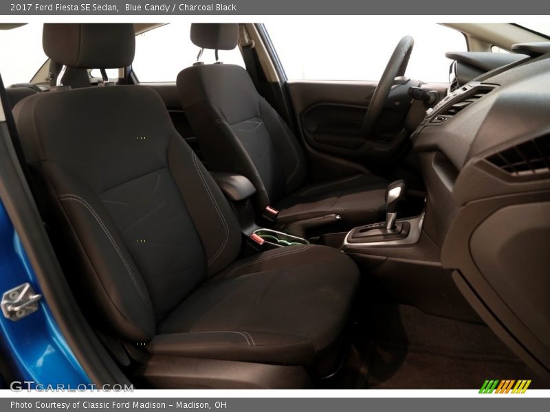 Blue Candy / Charcoal Black 2017 Ford Fiesta SE Sedan