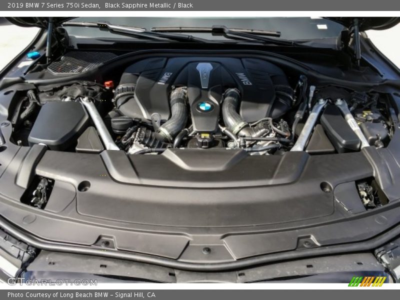 Black Sapphire Metallic / Black 2019 BMW 7 Series 750i Sedan