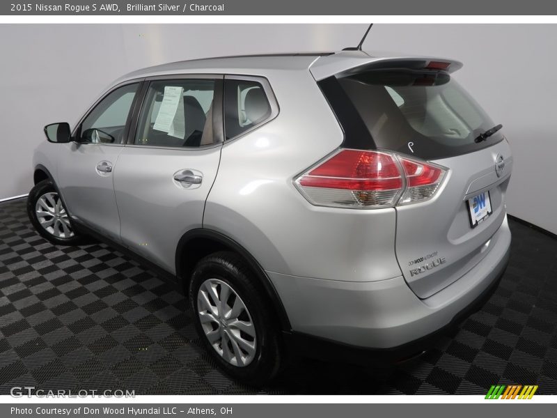 Brilliant Silver / Charcoal 2015 Nissan Rogue S AWD