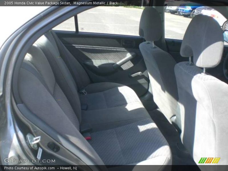 Magnesium Metallic / Black 2005 Honda Civic Value Package Sedan