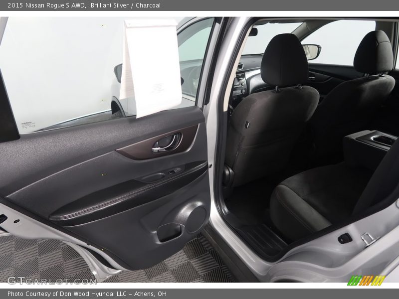 Brilliant Silver / Charcoal 2015 Nissan Rogue S AWD