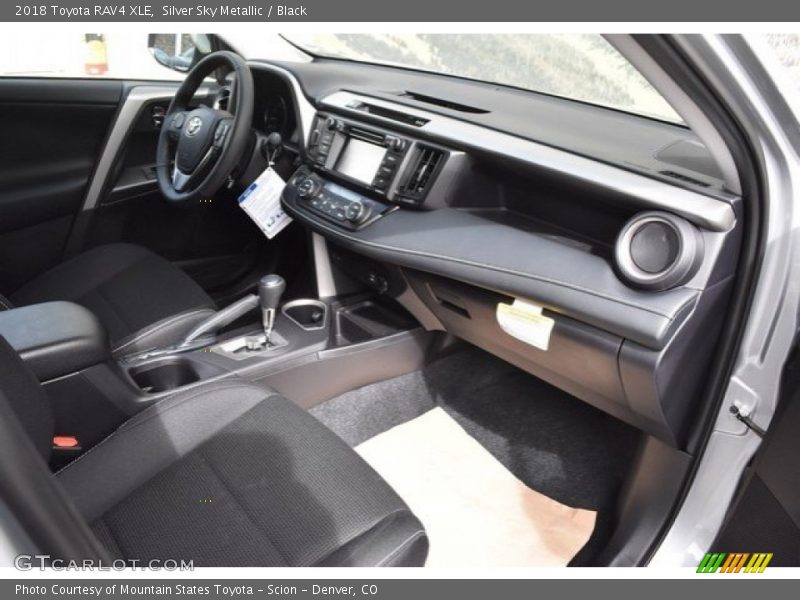 Silver Sky Metallic / Black 2018 Toyota RAV4 XLE