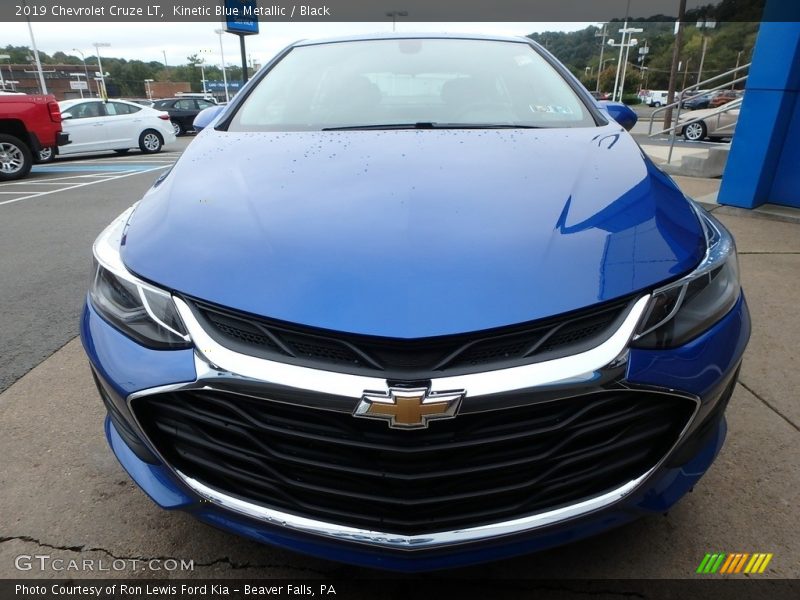 Kinetic Blue Metallic / Black 2019 Chevrolet Cruze LT