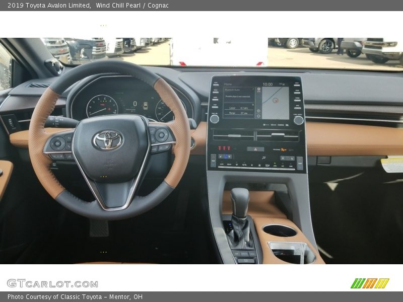 Wind Chill Pearl / Cognac 2019 Toyota Avalon Limited