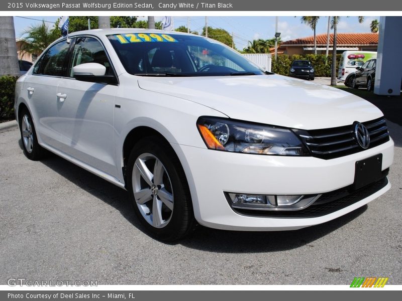 Candy White / Titan Black 2015 Volkswagen Passat Wolfsburg Edition Sedan