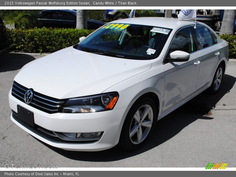 Candy White / Titan Black 2015 Volkswagen Passat Wolfsburg Edition Sedan