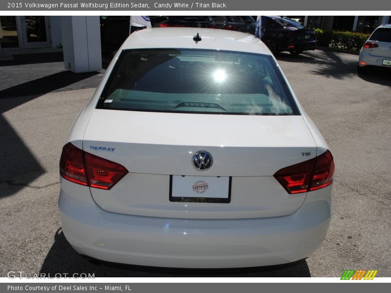 Candy White / Titan Black 2015 Volkswagen Passat Wolfsburg Edition Sedan