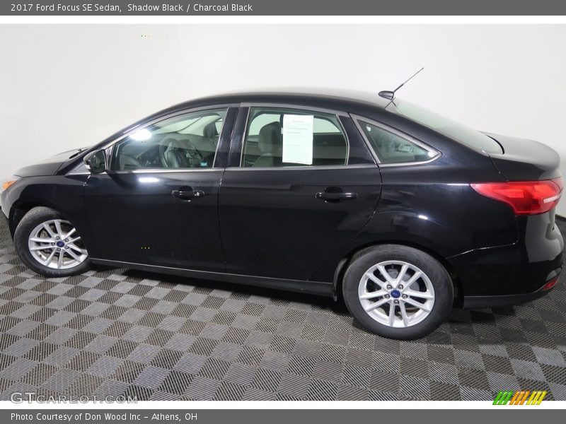 Shadow Black / Charcoal Black 2017 Ford Focus SE Sedan