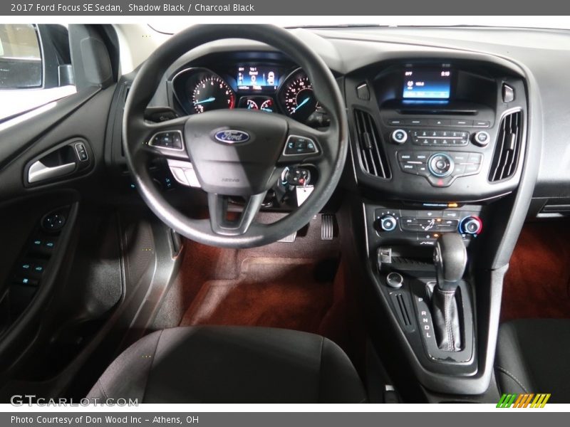 Shadow Black / Charcoal Black 2017 Ford Focus SE Sedan
