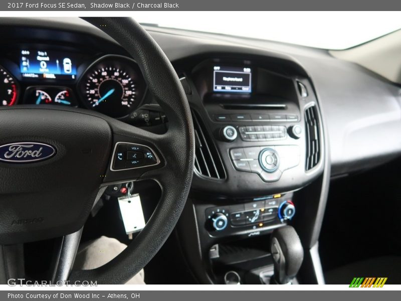 Shadow Black / Charcoal Black 2017 Ford Focus SE Sedan