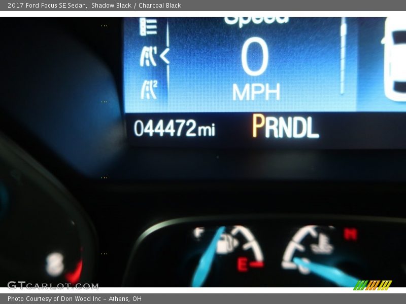 Shadow Black / Charcoal Black 2017 Ford Focus SE Sedan