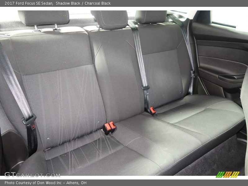 Shadow Black / Charcoal Black 2017 Ford Focus SE Sedan