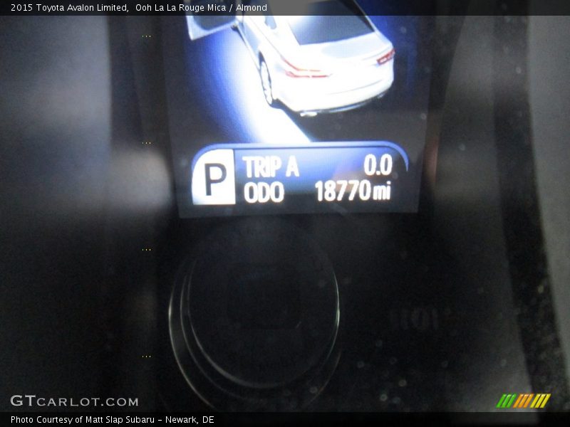 Ooh La La Rouge Mica / Almond 2015 Toyota Avalon Limited