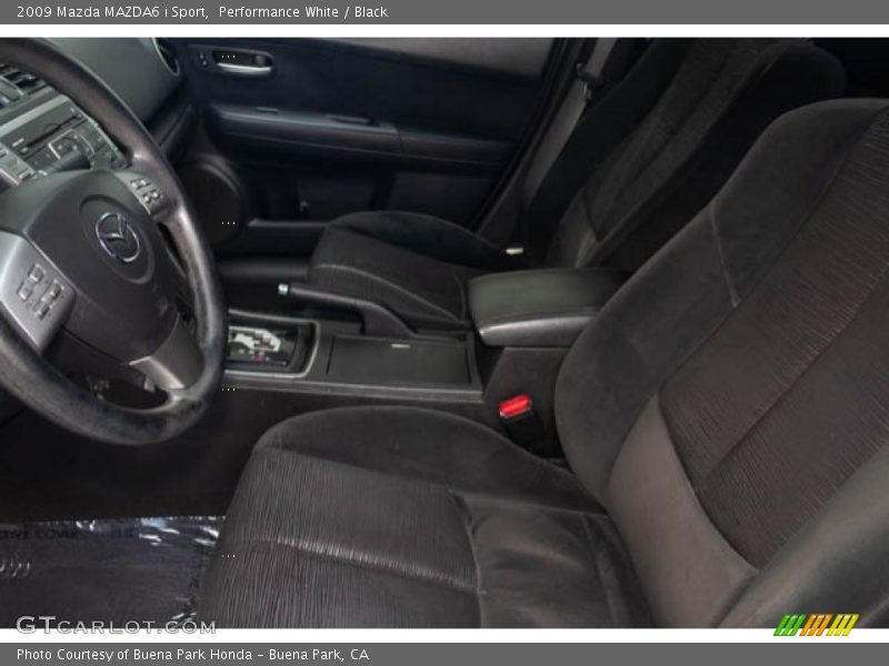 Performance White / Black 2009 Mazda MAZDA6 i Sport