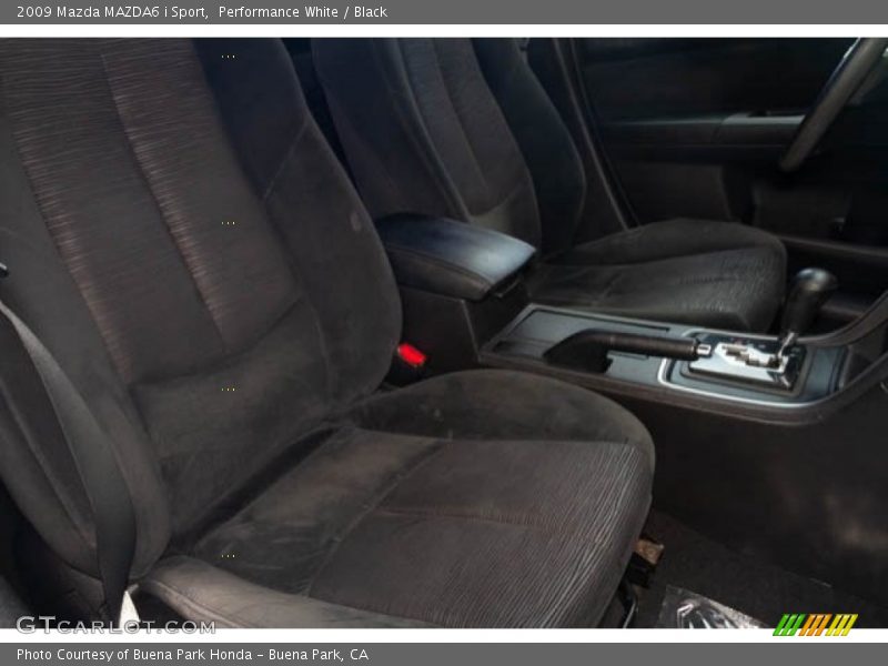 Performance White / Black 2009 Mazda MAZDA6 i Sport