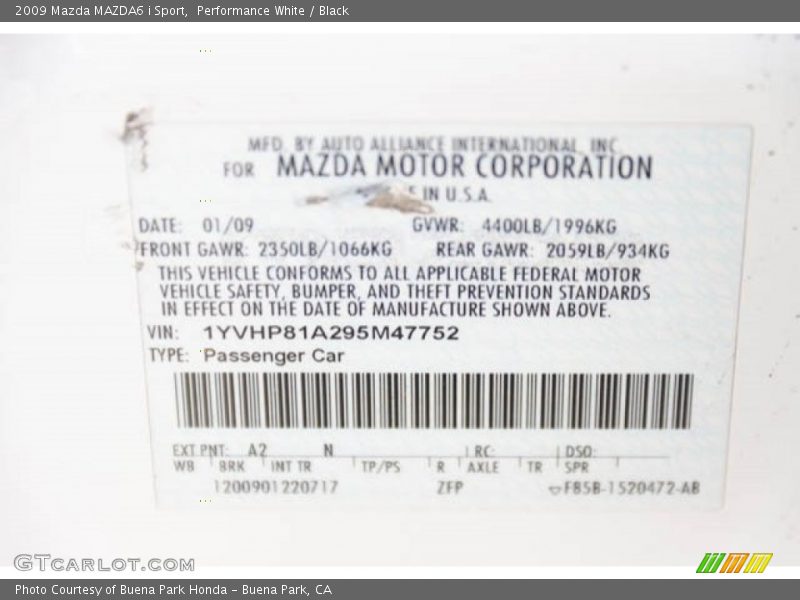 Performance White / Black 2009 Mazda MAZDA6 i Sport
