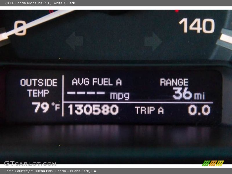 White / Black 2011 Honda Ridgeline RTL