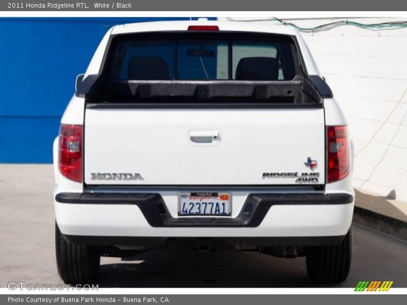 White / Black 2011 Honda Ridgeline RTL