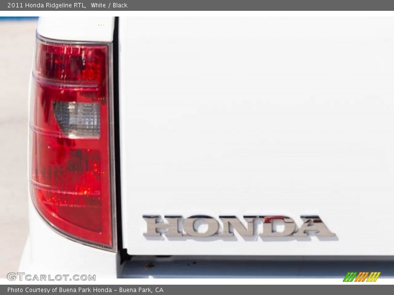White / Black 2011 Honda Ridgeline RTL
