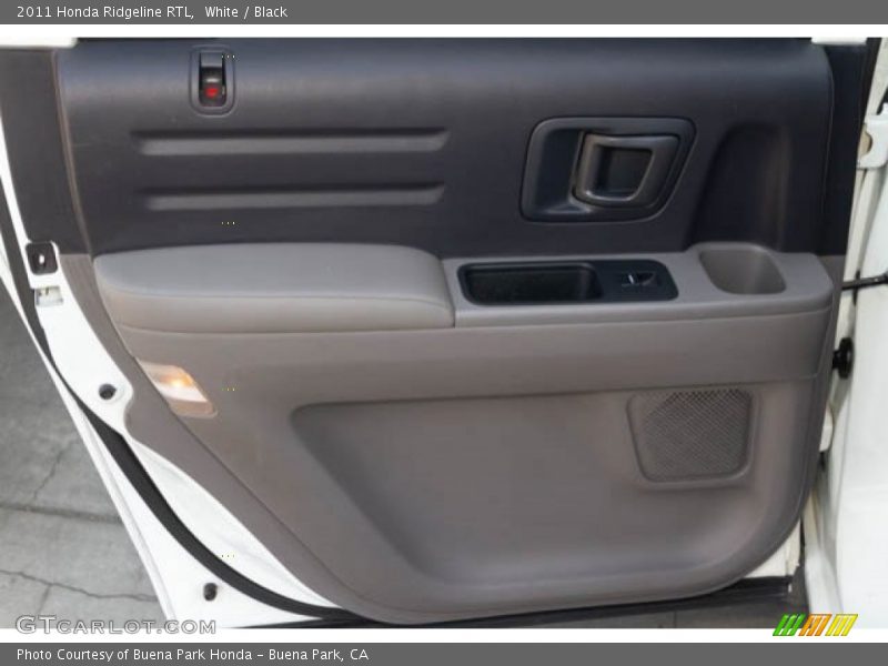 White / Black 2011 Honda Ridgeline RTL