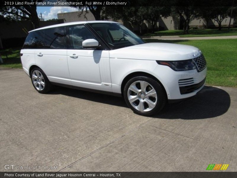  2019 Range Rover Supercharged Fuji White