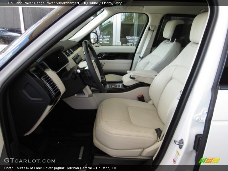  2019 Range Rover Supercharged Ebony/Ivory Interior