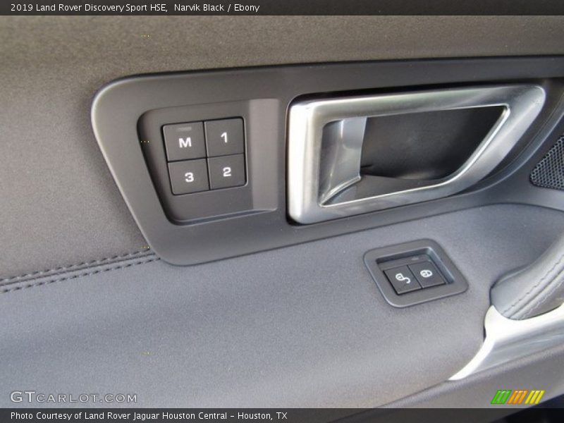 Controls of 2019 Discovery Sport HSE