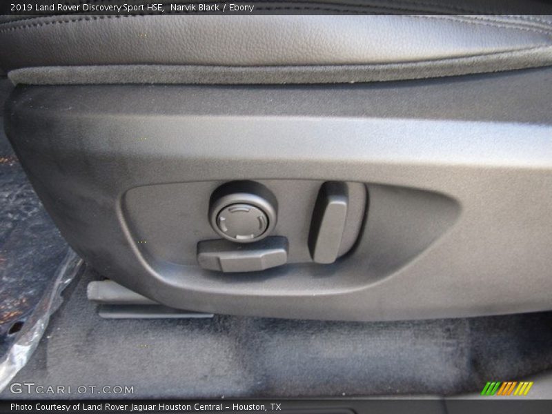 Controls of 2019 Discovery Sport HSE