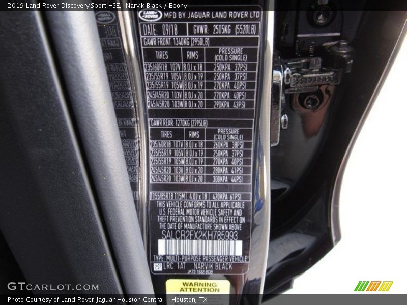 2019 Discovery Sport HSE Narvik Black Color Code 1AT