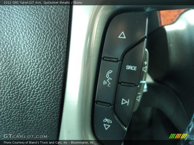 Quicksilver Metallic / Ebony 2013 GMC Yukon SLT 4x4