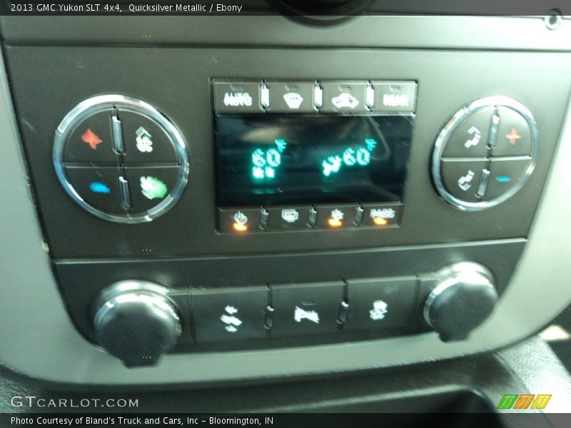 Quicksilver Metallic / Ebony 2013 GMC Yukon SLT 4x4