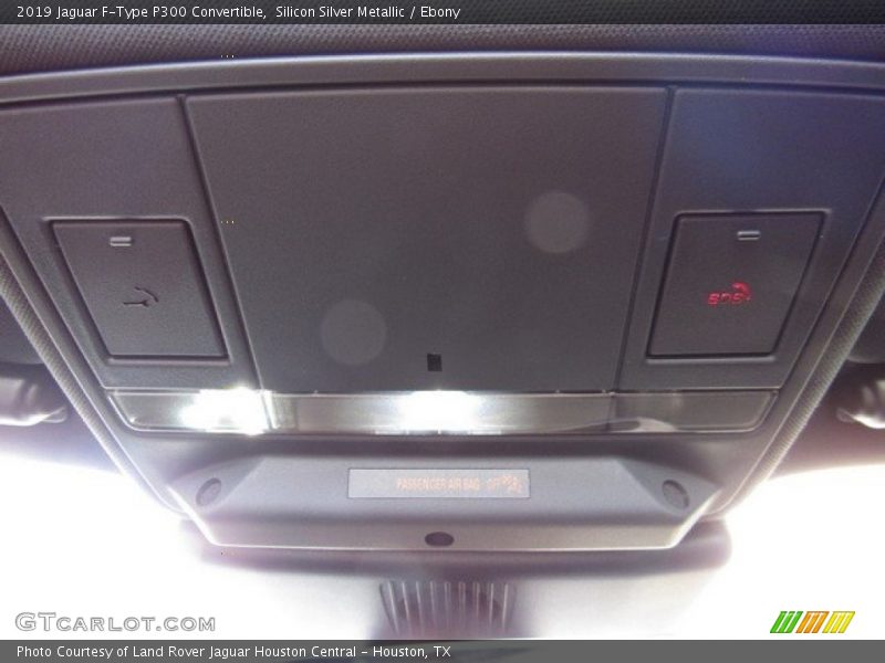 Silicon Silver Metallic / Ebony 2019 Jaguar F-Type P300 Convertible