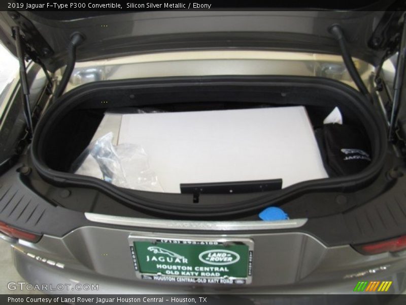Silicon Silver Metallic / Ebony 2019 Jaguar F-Type P300 Convertible