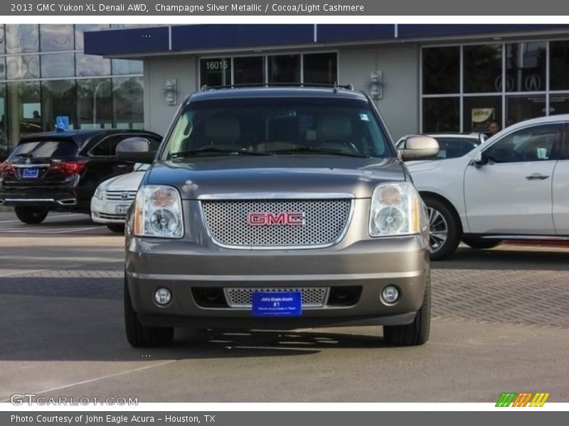 Champagne Silver Metallic / Cocoa/Light Cashmere 2013 GMC Yukon XL Denali AWD