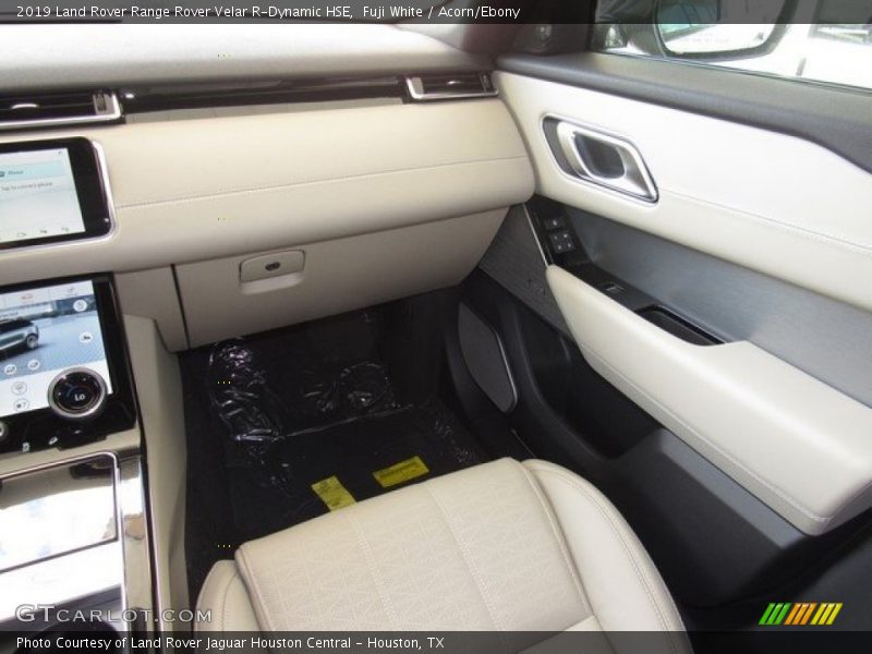 Dashboard of 2019 Range Rover Velar R-Dynamic HSE