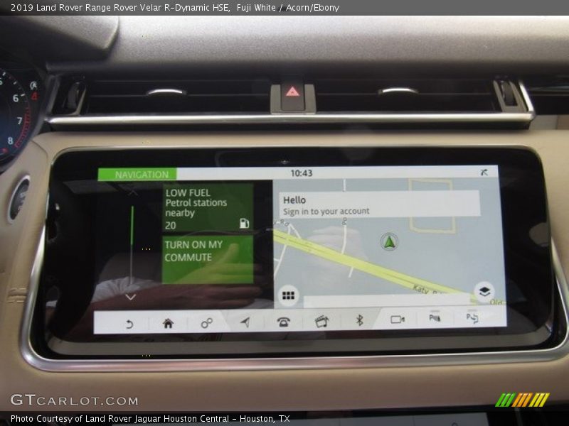 Navigation of 2019 Range Rover Velar R-Dynamic HSE