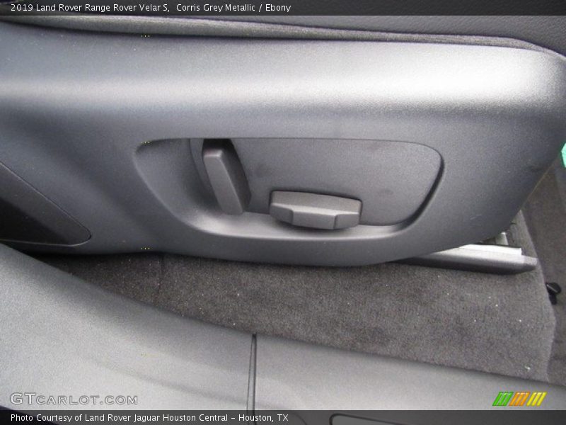 Corris Grey Metallic / Ebony 2019 Land Rover Range Rover Velar S
