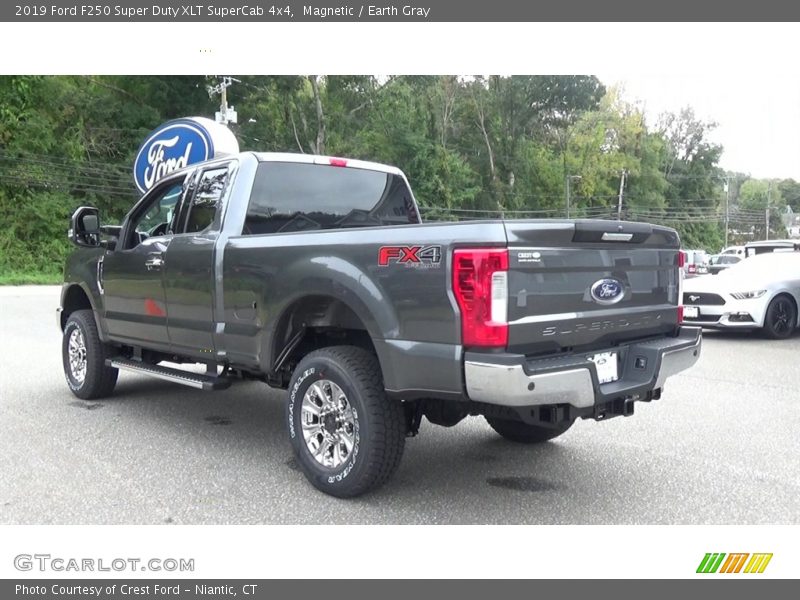 Magnetic / Earth Gray 2019 Ford F250 Super Duty XLT SuperCab 4x4