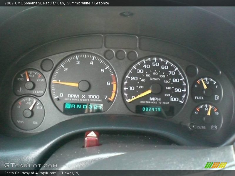 Summit White / Graphite 2002 GMC Sonoma SL Regular Cab