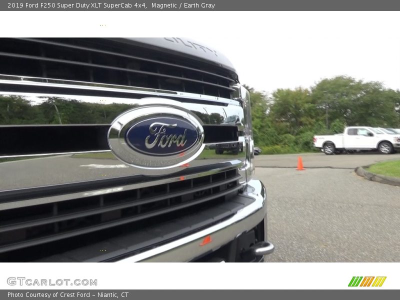 Magnetic / Earth Gray 2019 Ford F250 Super Duty XLT SuperCab 4x4