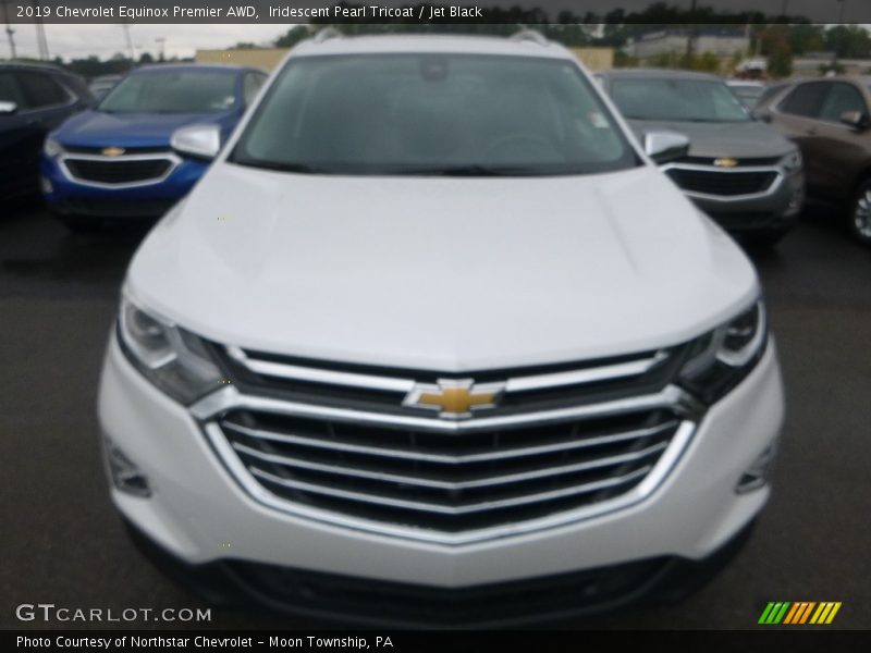 Iridescent Pearl Tricoat / Jet Black 2019 Chevrolet Equinox Premier AWD