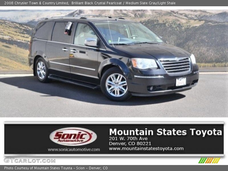 Brilliant Black Crystal Pearlcoat / Medium Slate Gray/Light Shale 2008 Chrysler Town & Country Limited