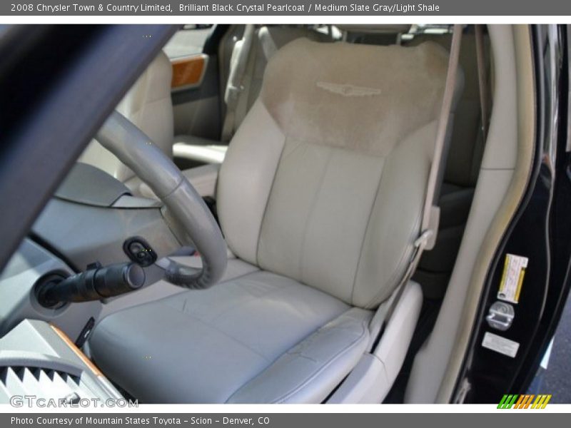 Brilliant Black Crystal Pearlcoat / Medium Slate Gray/Light Shale 2008 Chrysler Town & Country Limited