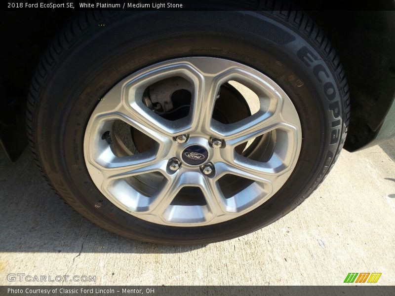 White Platinum / Medium Light Stone 2018 Ford EcoSport SE