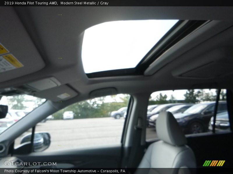 Modern Steel Metallic / Gray 2019 Honda Pilot Touring AWD